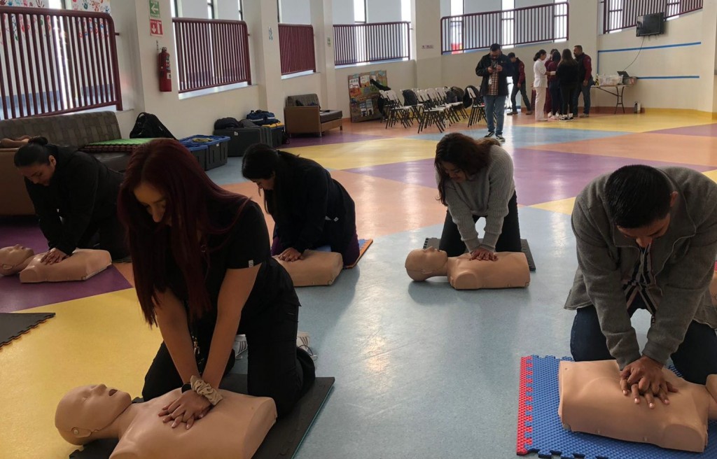 CAPACITAN A PERSONAL DEL SANTUARIO MIGRANTE PARA ATENDER EN PRIMEROS AUXILIOS (2)